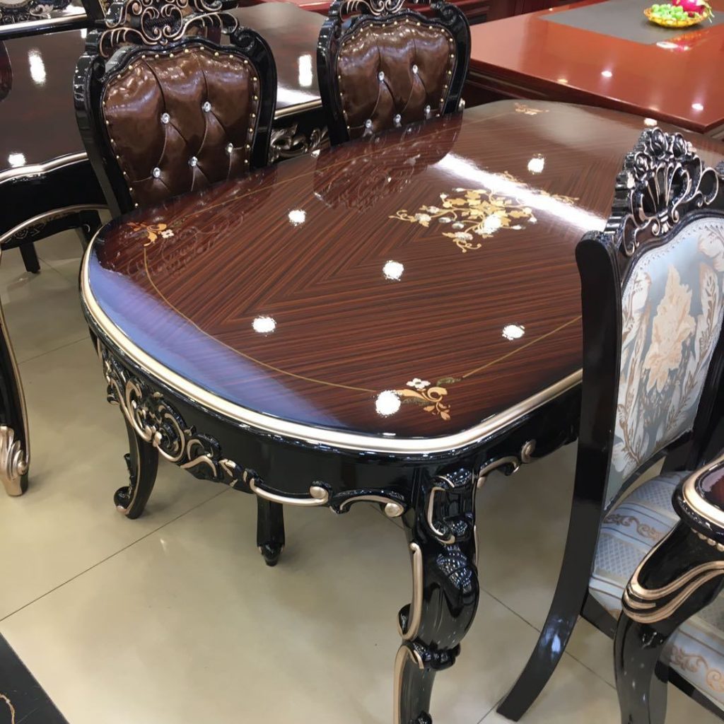 purchasing wooden table 